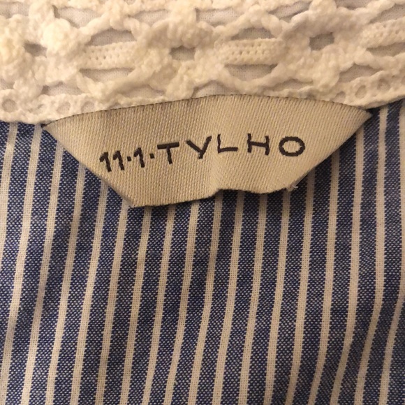 11.1.1 Peplum Striped Top. - Picture 5 of 5